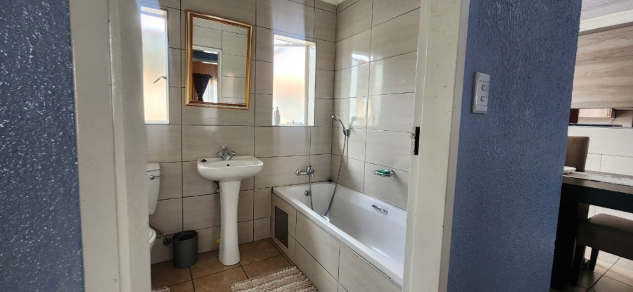 3 Bedroom Property for Sale in Waterkloof Hill Estate North West